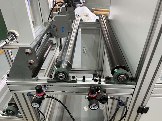 산업 환경에서 파티션이 있는 고효율 및 비용 효율적인 HEPA 필터 생산 라인