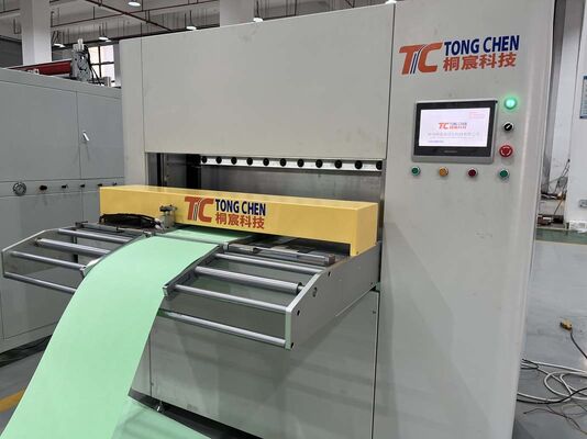 성능 최적화 대형 플리팅 높이 완전 자동 칼날형 필터 재료 플리팅 머신 (자동차 산업용)