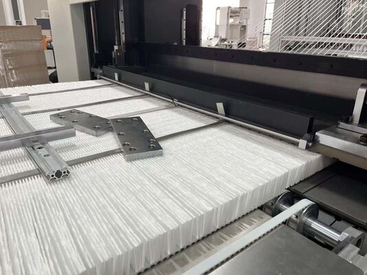 고성능의 고온 내성 유리섬유 HEPA 필터 요소 플레팅 기계 자동 모니터링 시스템